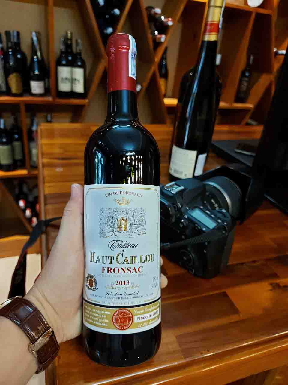 Chateau Du Haut Caillou 2013